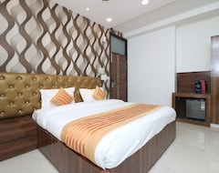 OYO 9999 City Max Hotel (Delhi, Hindistan)