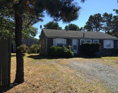 Toàn bộ căn nhà/căn hộ Cute Cape Cod Condo 3/4 Of A Mile To Warm Water Nantucket Sound Beaches (South Yarmouth, Hoa Kỳ)