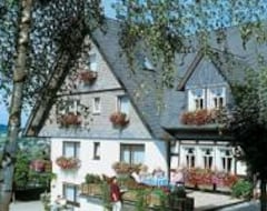 Khách sạn Pension Schütte (Schmallenberg, Đức)