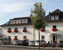 Hotel Bettina Garni (Guenzburg, Almanya)
