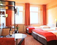 Adesso Hotel Kassel -pay at property on arrival- Ihr Automatenhotel in Kassel (Cassel, Almanya)