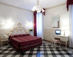 Hotelli Domus Dea (Venetsia, Italia)