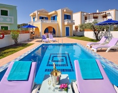 Hotel 12 Islands Villas (Kolymbia, Greece)