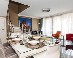 Khách sạn Three Bedroom Duplex Apartment With Large Terrace (Istanbul, Thổ Nhĩ Kỳ)