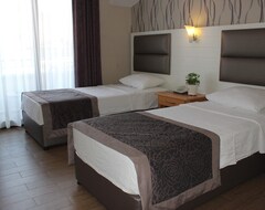 Hotel Bonjour (Icmeler, Turkey)