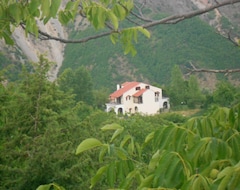 Nhà trọ Aloni (Theodoriana, Hy Lạp)