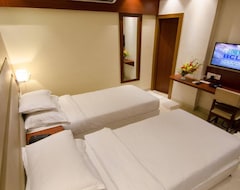 Hotel Aura (Kolkata, Indija)