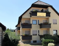 Khách sạn Annas Gastehaus (Hallerndorf, Đức)