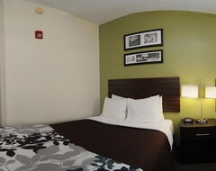 Hotel Sleep Inn & Suites Jacksonville near Camp Lejeune (Jacksonville, USA)