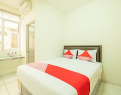 Otel OYO 818 Micasa Residence (Bandung, Endonezya)