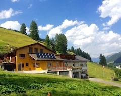 Tüm Ev/Apart Daire BnB Guesthouse Lusi (Davos, İsviçre)