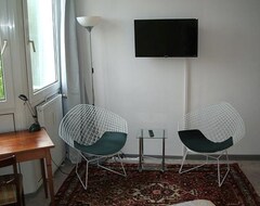 Koko talo/asunto Friendly, Bright And Newly Renovated Apartment (Tuebingen, Saksa)