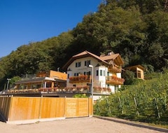 Hotel Ottenkellerhof (Bolzano-Bozen, Italia)