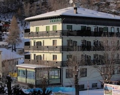 Otel Club Funivia (Aprica, İtalya)