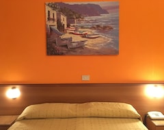 Hotel Annunziata (Massa, Italija)