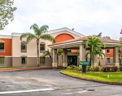 Hotel Comfort Suites Fort Myers Airport (Fort Myers, Sjedinjene Američke Države)