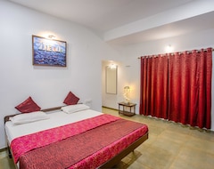 Hotel Beach Front 3 Room Villa (Ratnagiri, India)