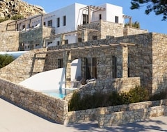 Arocaria Hotel (Mykonos-Town, Greece)