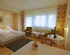 Khách sạn Apartmenthotel Regina - Dependance Zu Parkhotel Flora (Schluchsee, Đức)