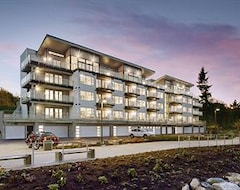 Khách sạn The Marinaside Resort (Nanaimo, Canada)