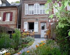 Toàn bộ căn nhà/căn hộ Charming House In Yport 300 Meter Seaside - Sunny Terraces, Gardens (Yport, Pháp)