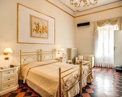 Hotel Labelle (Rome, Italy)