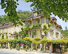 Khách sạn Hotel Le Cro-Magnon (Les Eyzies, Pháp)
