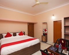 Khách sạn OYO 28138 Morning Star Castle (Bhubaneswar, Ấn Độ)