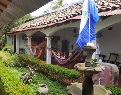 Nhà trọ El Jardin (León, Nicaragua)