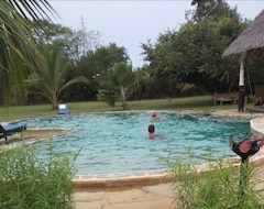 Khách sạn Diani Bay Resort (Diani Beach, Kenya)
