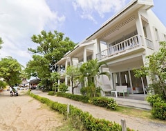 Hotel Amity Bungalow (Lamai Beach, Thailand)