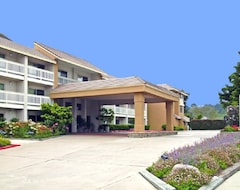 Otel Best Western Plus Monterey Inn (Monterey, ABD)