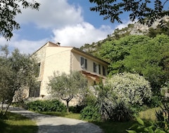 Toàn bộ căn nhà/căn hộ Quiet Family Home (Fontaine-de-Vaucluse, Pháp)