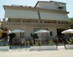Hotel Pefki Studios (Pefki, Grecia)