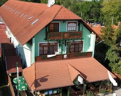 Hotelli Hotel Napsugar (Balatonmáriafürdő, Unkari)