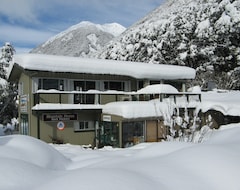Hostel YHA Mountain House (Arthur's Pass, New Zealand)