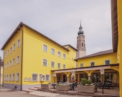 Otel Stiftsgasthof Hochburg (Hochburg-Ach, Avusturya)