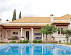 Toàn bộ căn nhà/căn hộ Laki Villa With Pool And Jacuzzi (Paramythia, Hy Lạp)