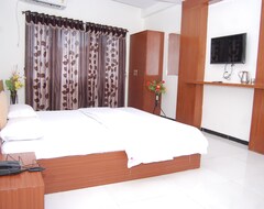 Hotel Dhruv Palace (Nashik, India)
