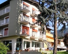Khách sạn Park Hotel Azalea (Cavalese, Ý)