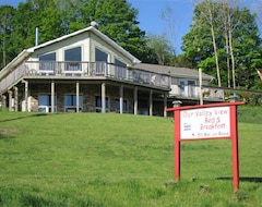 Our Valley View Bed & Breakfast (Clarington, Canada)