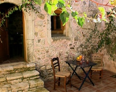 Koko talo/asunto Ksa Sou Guesthouses (Kamilari, Kreikka)