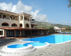 Khách sạn Kampos Village Resort (Kampos Marathokampos - Votsalakia, Hy Lạp)