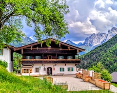 Otel Berg'k'hof Kaisertal - Alpine Hideaway (Ebbs, Avusturya)