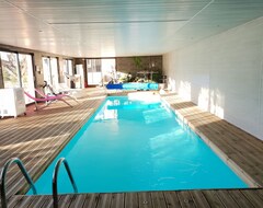 Cijela kuća/apartman 3 Holiday Home In A Stud Farm With Indoor Pool Access (Séranon, Francuska)