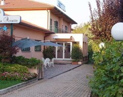 Khách sạn Nastro Azzurro (Monguzzo, Ý)