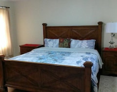 Bed & Breakfast HB Guest Home 4 (Waterloo, Kanada)