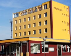 Khách sạn Forsthaus Apartments (Brunswick, Đức)