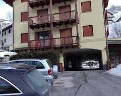 Tüm Ev/Apart Daire Cervinia-valtournenche Apartment Directly On The Slopes From Sci (Valtournenche, İtalya)