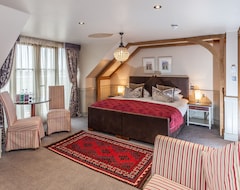 The Farmhouse Hotel And Restaurant (Forest, United Kingdom)